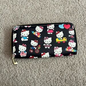 “Hello Kitty Wallet”
